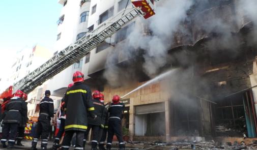 Casablanca: gigantesque incendie dans une usine